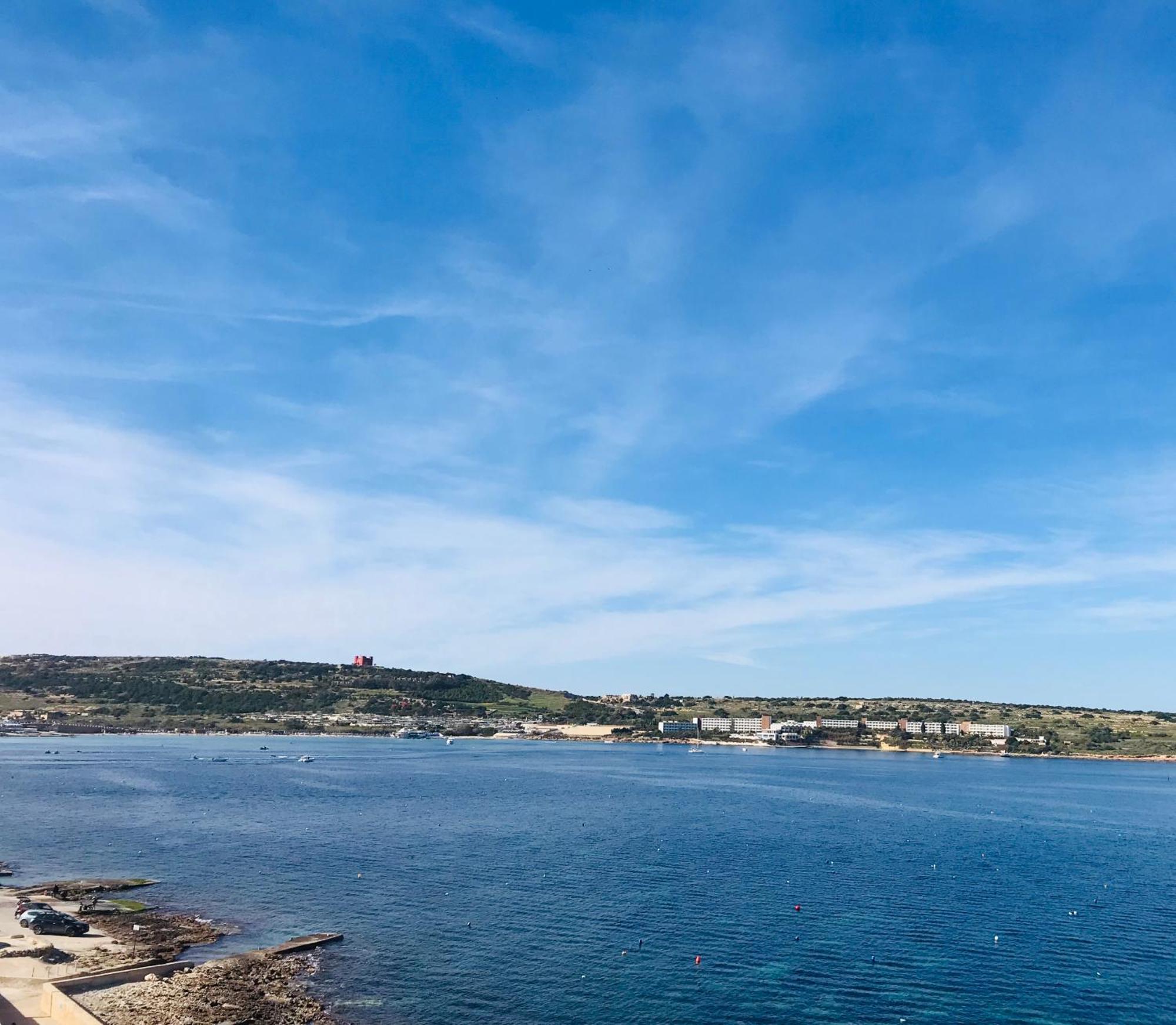 Seafront Maisonette Ocean Views & Terrace Mellieħa Exterior foto